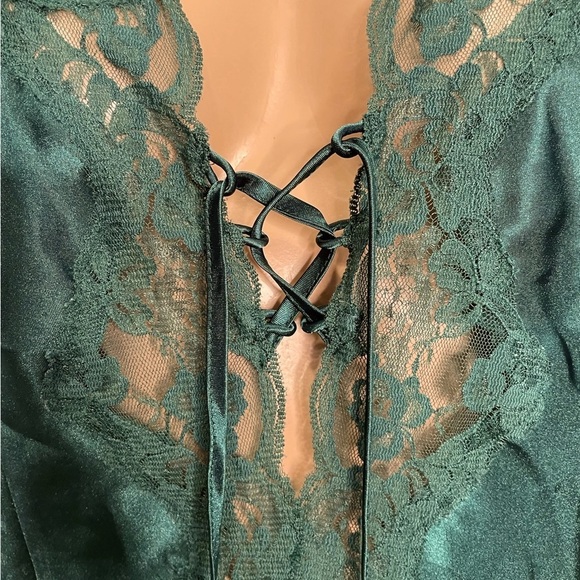 VTG Fredericks of Hollywood Forest green strappy lace mini lingerie slip sz med - Picture 3 of 9